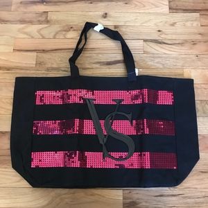 NWT VS zipper top bag